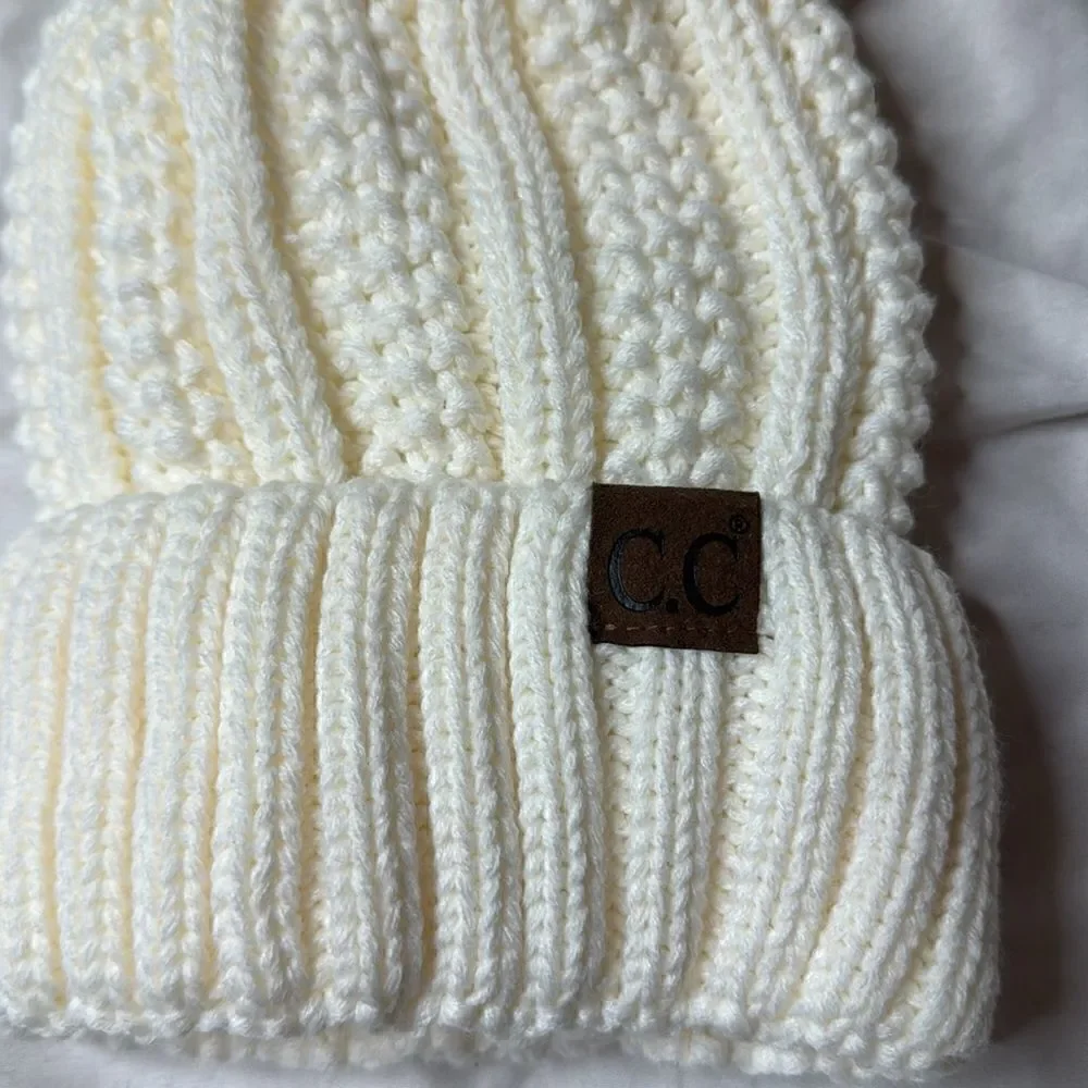 C.C. Winter Sherpa Fleeced Lined Chunky Knit Stretch Pom Pom Hat.